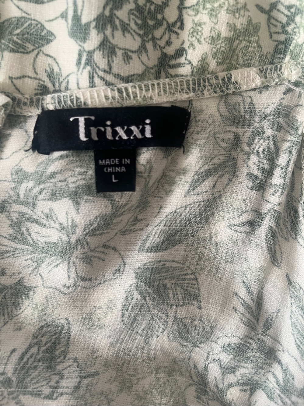 Trixxi Green & White Floral Print Tiered Maxi Dress Narrow Strap Shirred Bodice - Picture 7 of 10